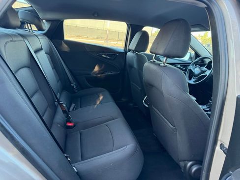 Used 2022 Chevrolet Malibu LT image 15