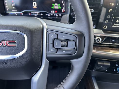 Used 2024 GMC Sierra 1500 Elevation w/ Elevation Premium Package AWD/4WD image 25