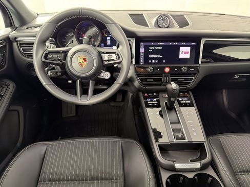 Used 2026 Porsche Macan Turbo AWD/4WD image 27