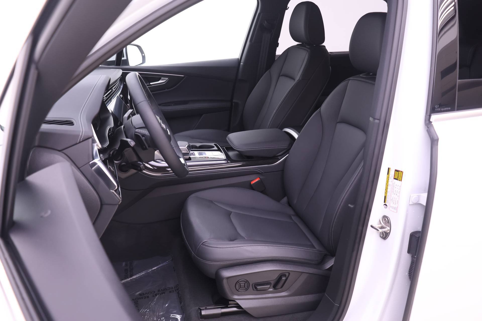 Certified 2026 Audi Q7 2.0T Premium Plus w/ Premium Plus Package AWD/4WD image 7