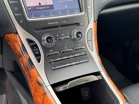 Used 2020 Lincoln Nautilus Reserve w/ Equipment Group 201A image 22