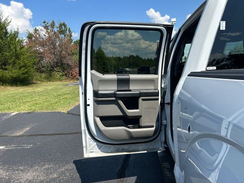 Used 2019 Ford F150 XL w/ Equipment Group 101A Mid RWD image 18