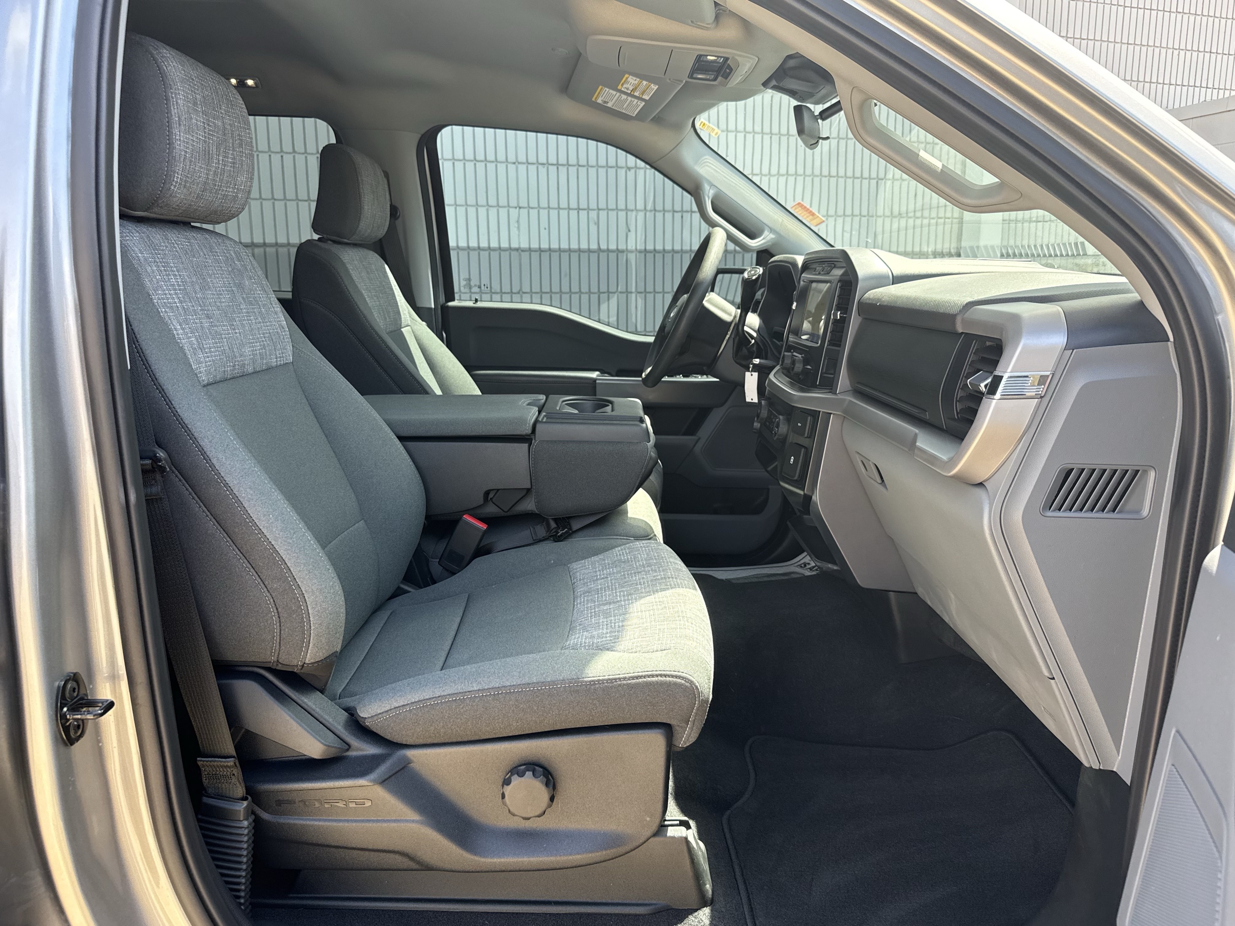 Used 2023 Ford F150 XLT AWD/4WD image 5