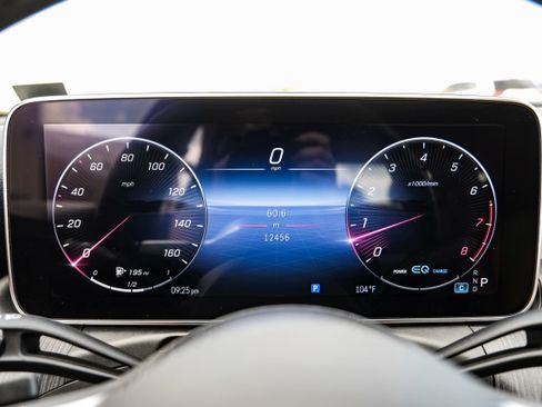 Used 2022 Mercedes-Benz C 300 Sedan w/ Exclusive Trim Package image 18