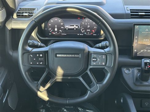 Used 2024 Land Rover Defender 130 Outbound image 42