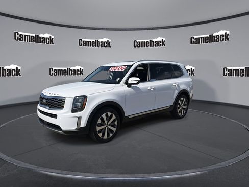 Certified 2021 Kia Telluride EX w/ EX Premium Package AWD/4WD image 3