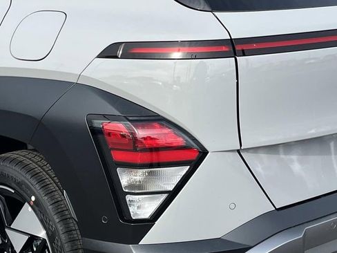 New 2026 Hyundai Kona Limited FWD image 10