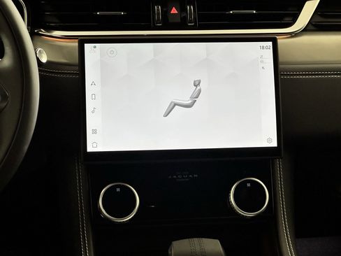 Used 2026 Jaguar F-PACE R-Dynamic S image 22