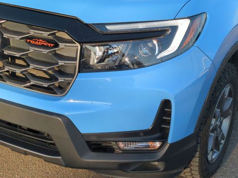 Certified 2024 Honda Passport TrailSport image 12