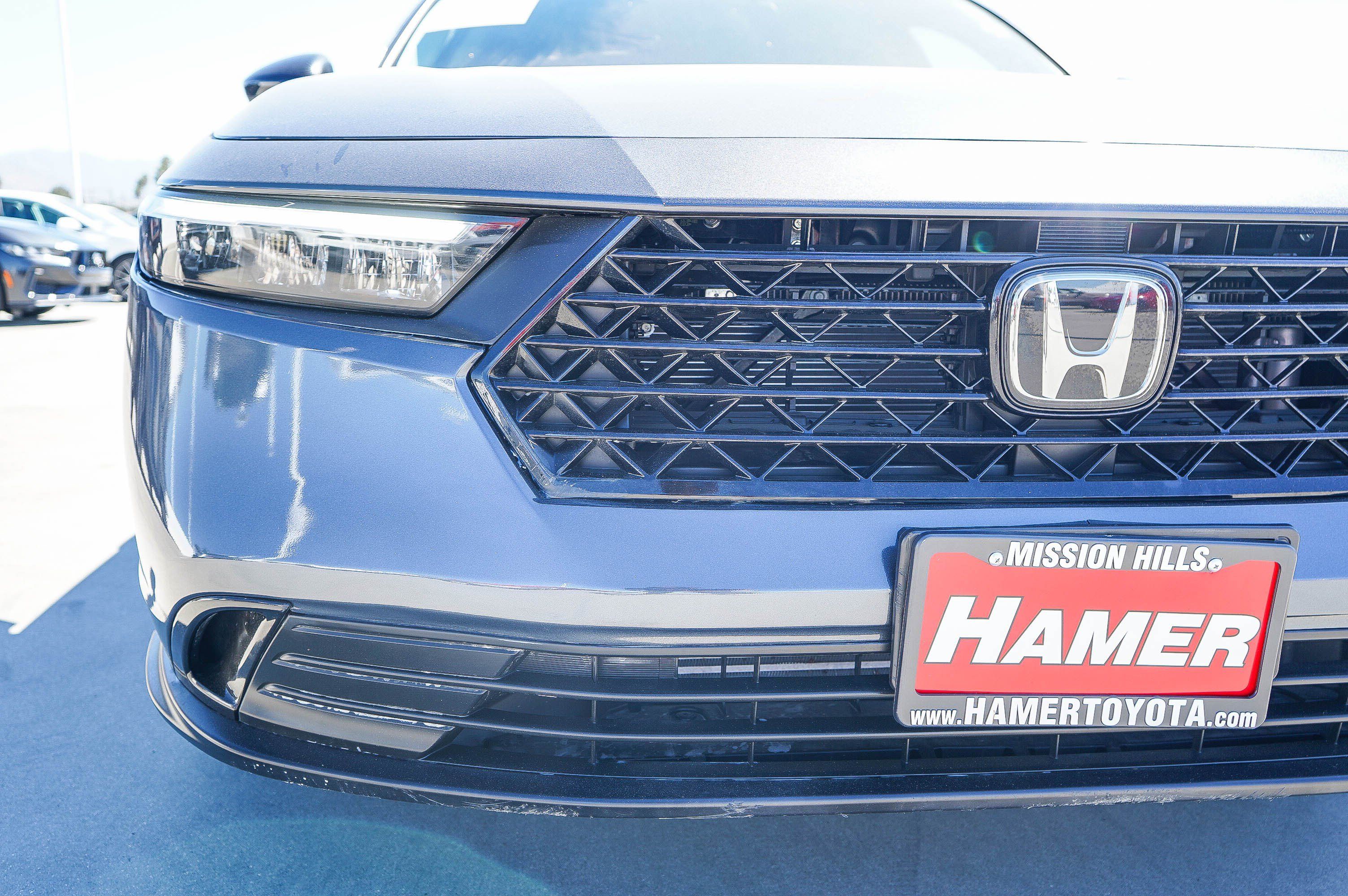 Used 2025 Honda Accord SE image 12