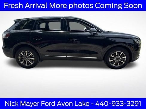 Used 2023 Lincoln Nautilus AWD w/ Premium Package image 4