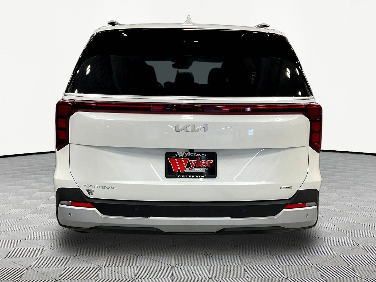 Used 2026 Kia Carnival EX FWD image 5