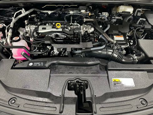 Used 2025 Toyota Prius XLE image 69