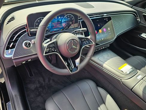 New 2026 Mercedes-Benz E 450 4MATIC Sedan image 15