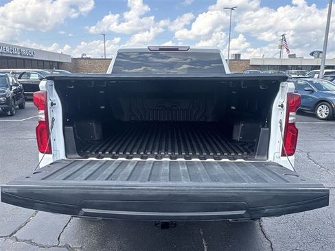 Used 2023 Chevrolet Silverado 1500 LT Trail Boss w/ LPO, Dark Essentials Package AWD/4WD image 25
