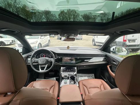 Used 2021 Audi Q8 Premium Plus w/ Premium Plus Package AWD/4WD image 24