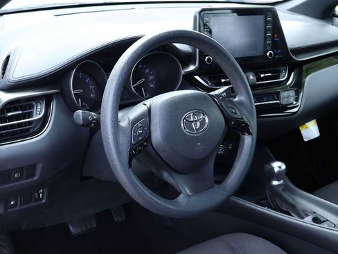 Used 2019 Toyota C-HR LE FWD image 2
