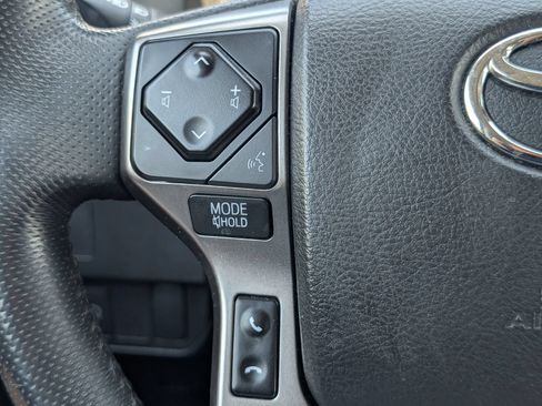 Used 2023 Toyota Tacoma SR5 RWD image 12