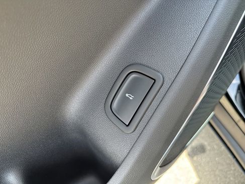 New 2025 GMC Acadia Elevation w/ LPO, Floor Liner Package image 24