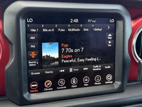 Used 2023 Jeep Gladiator Rubicon w/ LED Lighting Group AWD/4WD image 27