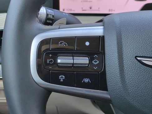 Used 2025 Genesis GV80 3.5T Advanced image 24