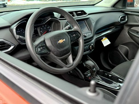 Used 2022 Chevrolet TrailBlazer LT image 10