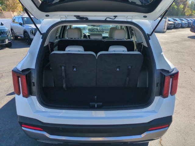 Certified 2026 Kia Sorento S w/ S Panoramic Sunroof Package FWD image 31