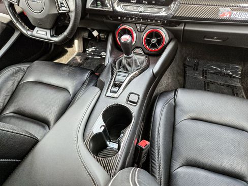 Used 2019 Chevrolet Camaro SS image 33