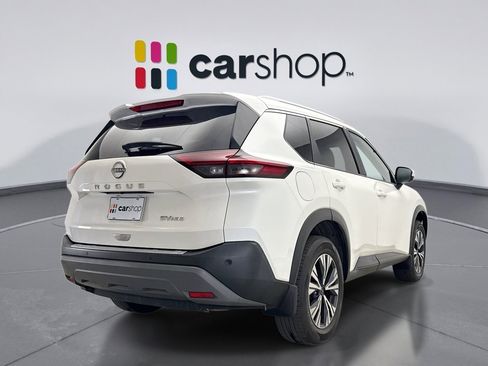 Used 2023 Nissan Rogue SV w/ SV Premium B Package image 5