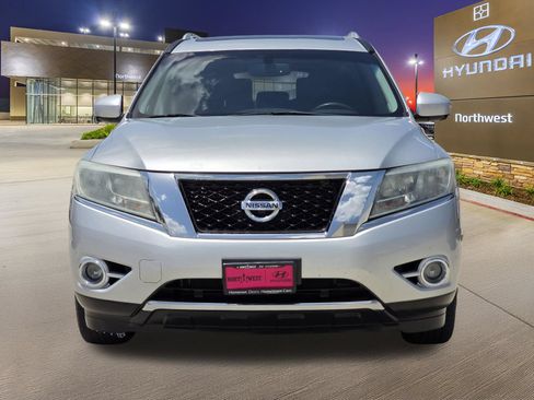 Used 2015 Nissan Pathfinder SL w/ SL Premium Package FWD image 5