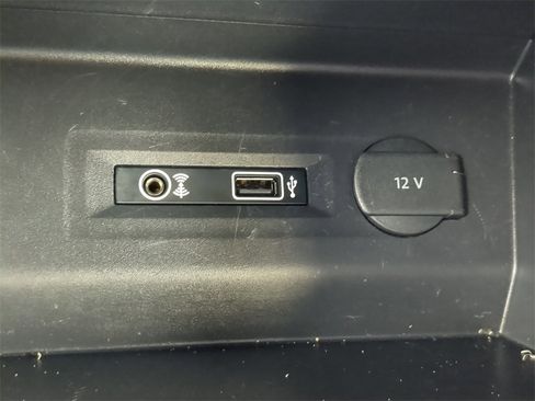 Used 2019 Volkswagen Atlas SE w/ Towing Package image 25