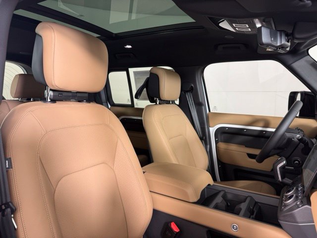 New 2026 Land Rover Defender 110 X-Dynamic SE AWD/4WD image 11