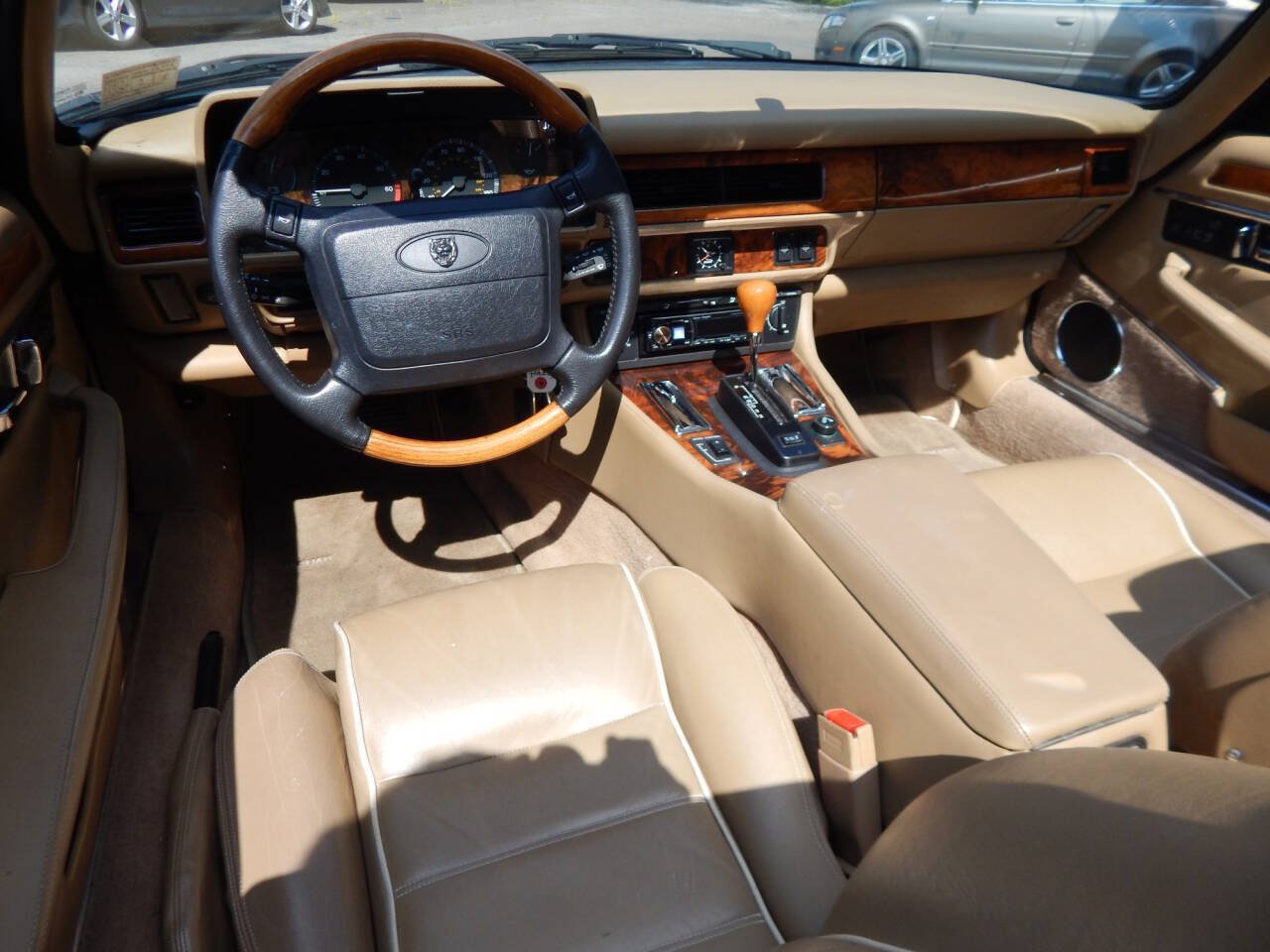 Used 1996 Jaguar XJS 4.0 Convertible RWD image 11