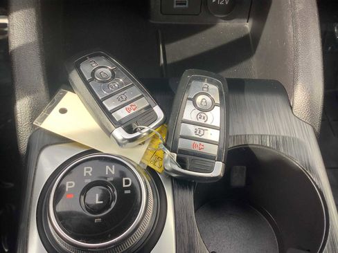 Used 2023 Ford Escape ST-Line image 19