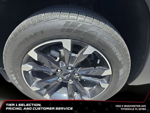 Used 2025 Chevrolet Equinox RS FWD image 14