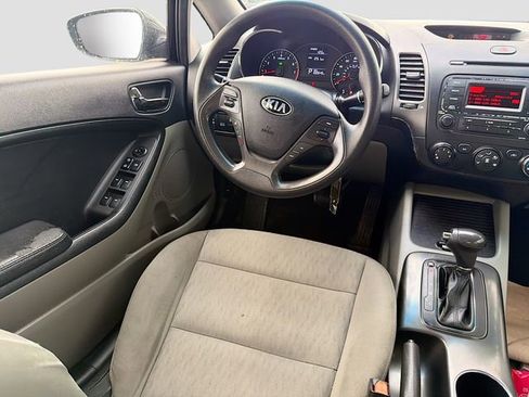 Used 2015 Kia Forte LX image 19