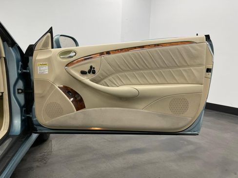 Used 2004 Mercedes-Benz CLK 500 Cabriolet image 49