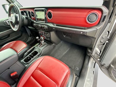 Used 2023 Jeep Wrangler Unlimited Rubicon 4xe AWD/4WD image 34