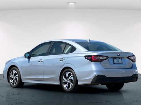 Used 2025 Subaru Legacy Premium AWD/4WD image 8
