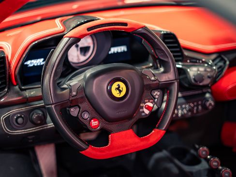 Used 2015 Ferrari 458 Speciale Coupe RWD image 48