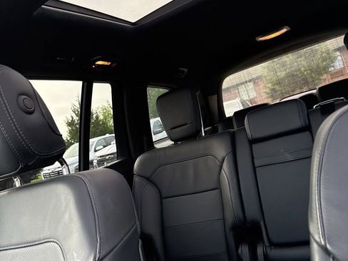 Used 2019 Mercedes-Benz GLS 450 4MATIC image 9