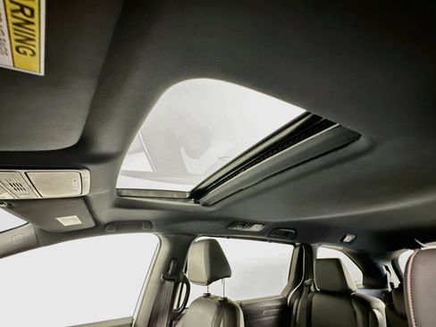 Used 2025 Honda Odyssey Sport-L image 24