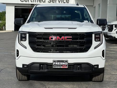 New 2026 GMC Sierra 1500 Elevation image 3