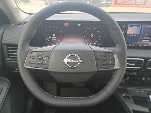 New 2026 Nissan Sentra SV w/ SV Convenience Package FWD image 8