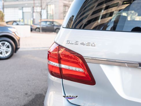 Used 2017 Mercedes-Benz GLS 450 4MATIC image 49