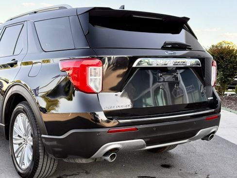 Used 2020 Ford Explorer Limited RWD image 5