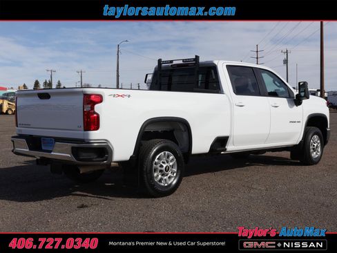 Used 2025 Chevrolet Silverado 2500 LT w/ Convenience Package image 4