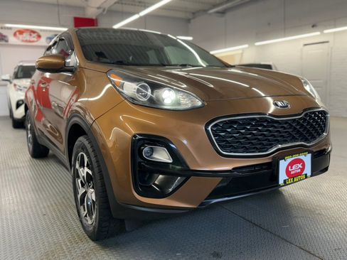 Used 2021 Kia Sportage LX AWD/4WD image 4