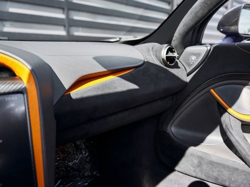 Used 2020 McLaren 720S Performance image 74