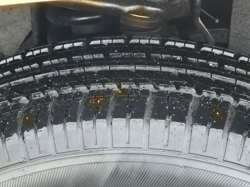 Used 2022 Toyota Tacoma SR image 28